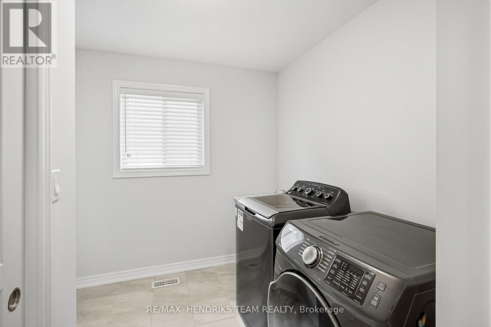 12 Riley Avenue, Pelham, Ontario  L3B 5N5 - Photo 22 - X13762382