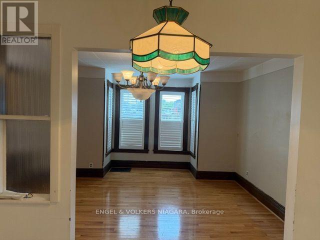 5821 Leonard Avenue, Niagara Falls, Ontario  L2G 4R5 - Photo 7 - X13762462
