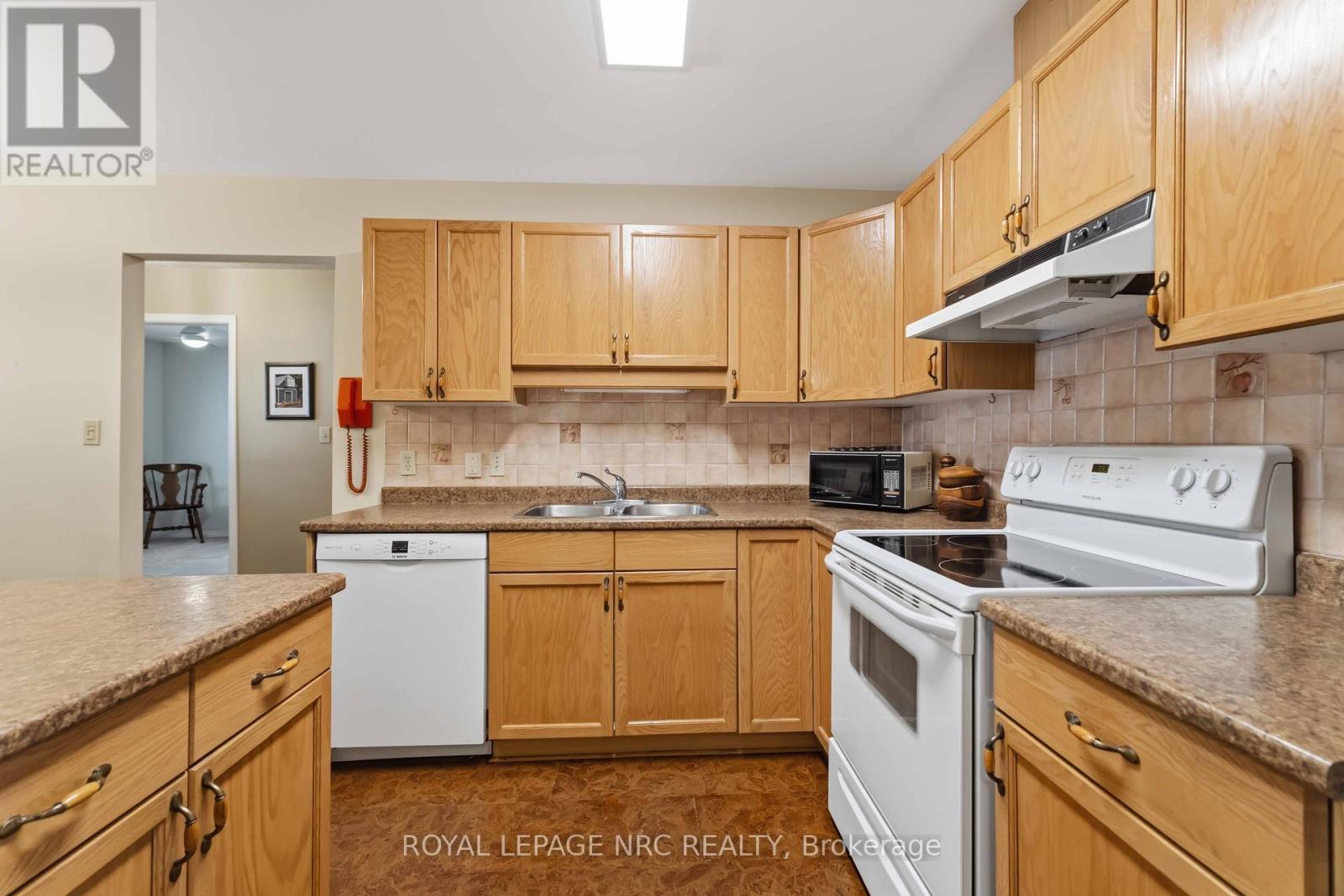 10 - 4107 Butternut Court, Lincoln, Ontario  L0R 2C0 - Photo 6 - X13762526