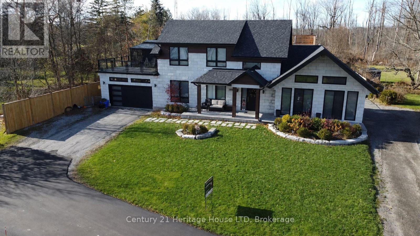 9785 NIAGARA RIVER PARKWAY, Niagara Falls, Ontario