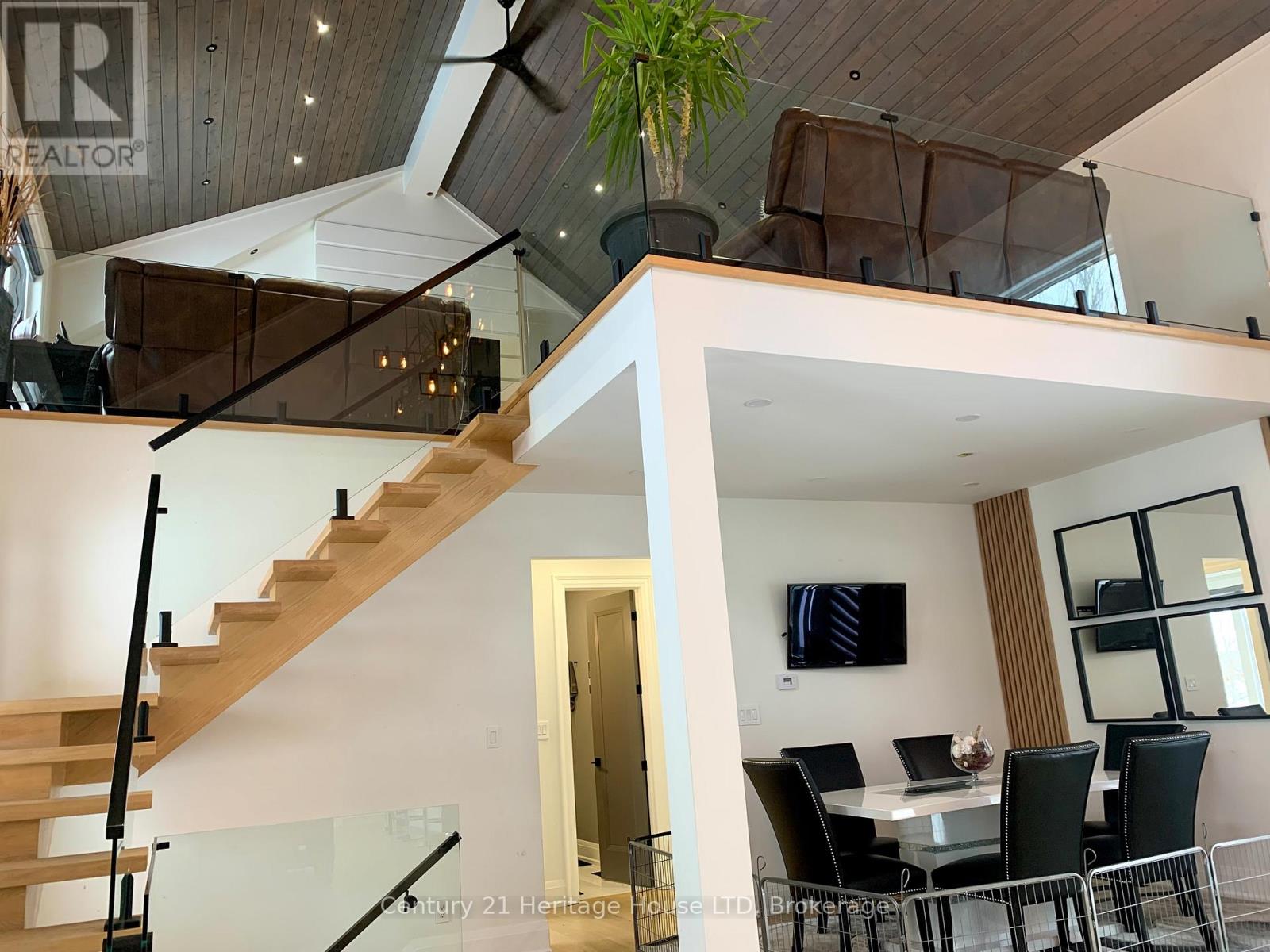 9785 Niagara River Parkway, Niagara Falls, Ontario  L2E 6S6 - Photo 10 - X13762680