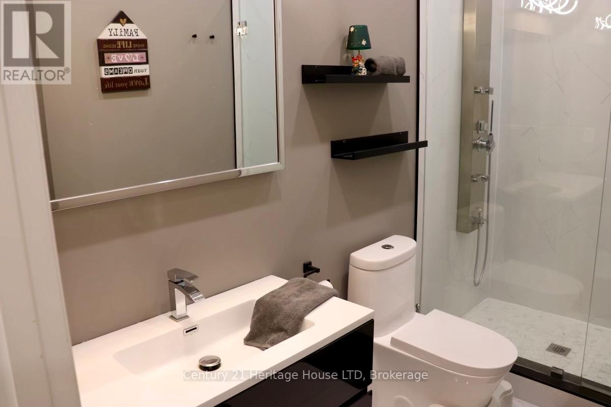 9785 Niagara River Parkway, Niagara Falls, Ontario  L2E 6S6 - Photo 35 - X13762680