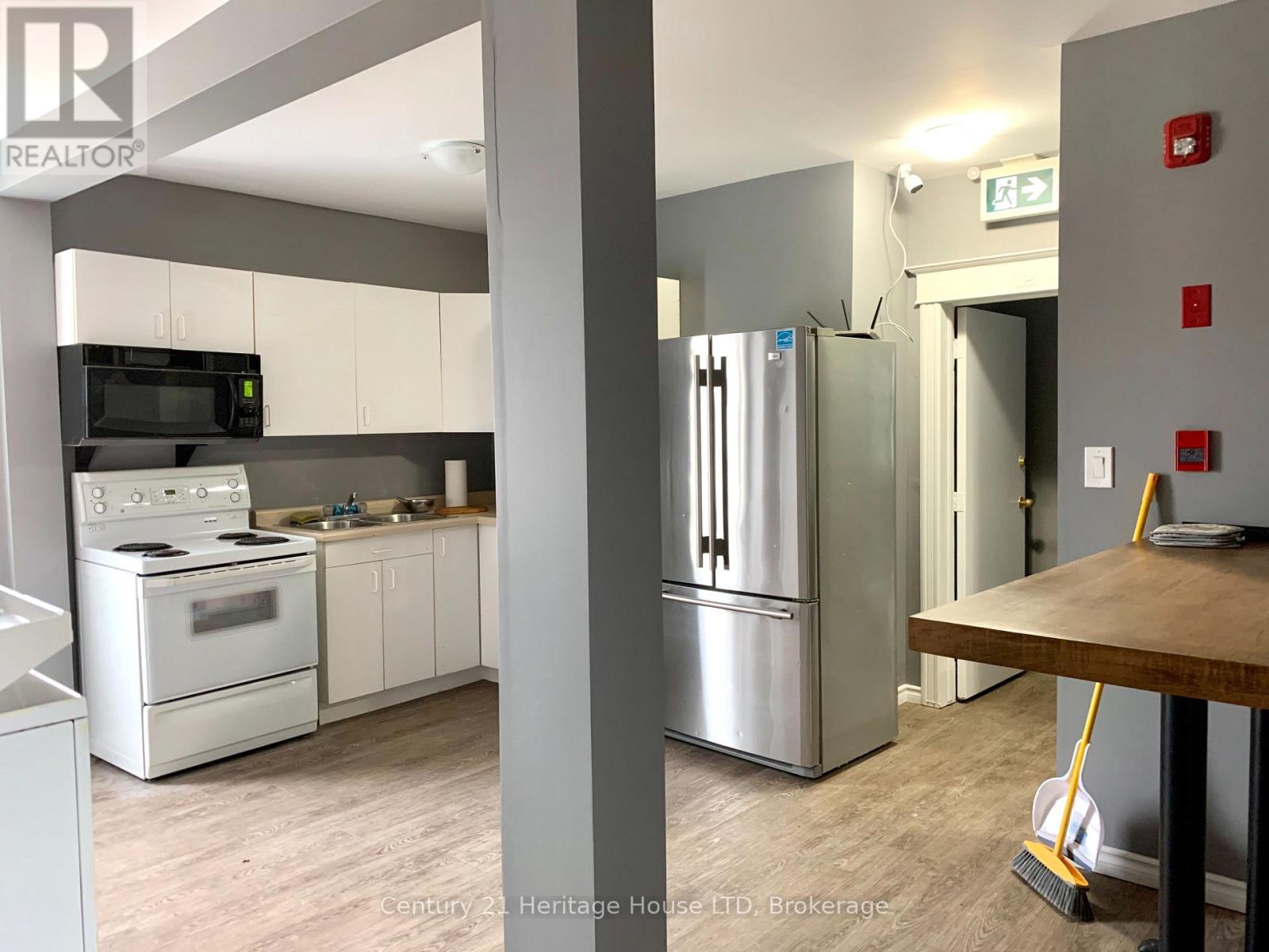8163 Cummington Square E, Niagara Falls, Ontario  L2G 6W1 - Photo 40 - X13762684