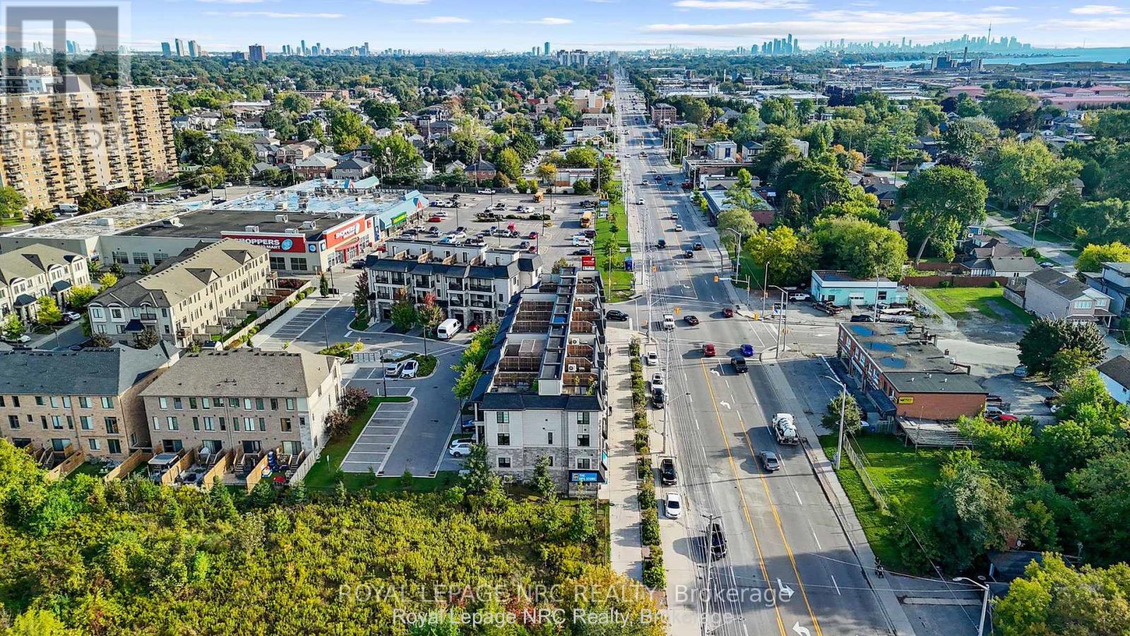 559 Lakeshore Road E, Mississauga, Ontario  L5G 0A8 - Photo 15 - W13763086