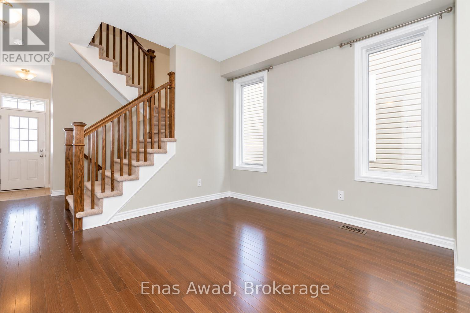 361 Autumnfield Street, Ottawa, Ontario  K2M 0J6 - Photo 4 - X13763364