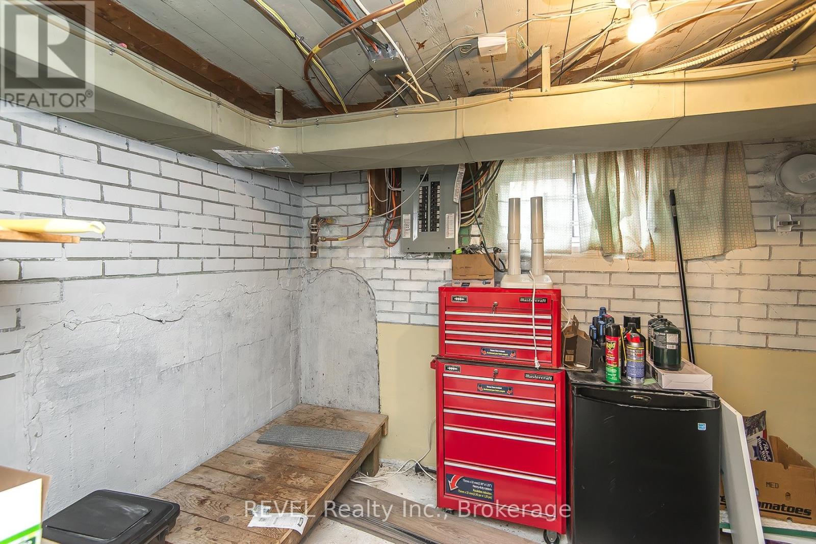 12 Garnet Street, St. Catharines, Ontario  L2M 5E5 - Photo 26 - X13763486