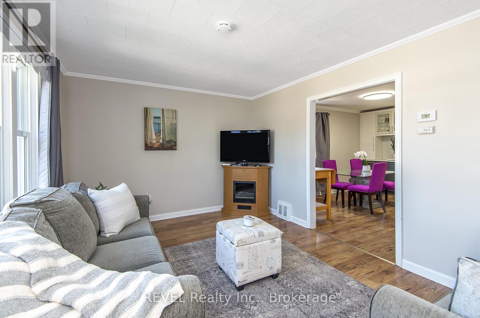 12 Garnet Street, St. Catharines, Ontario  L2M 5E5 - Photo 6 - X13763486