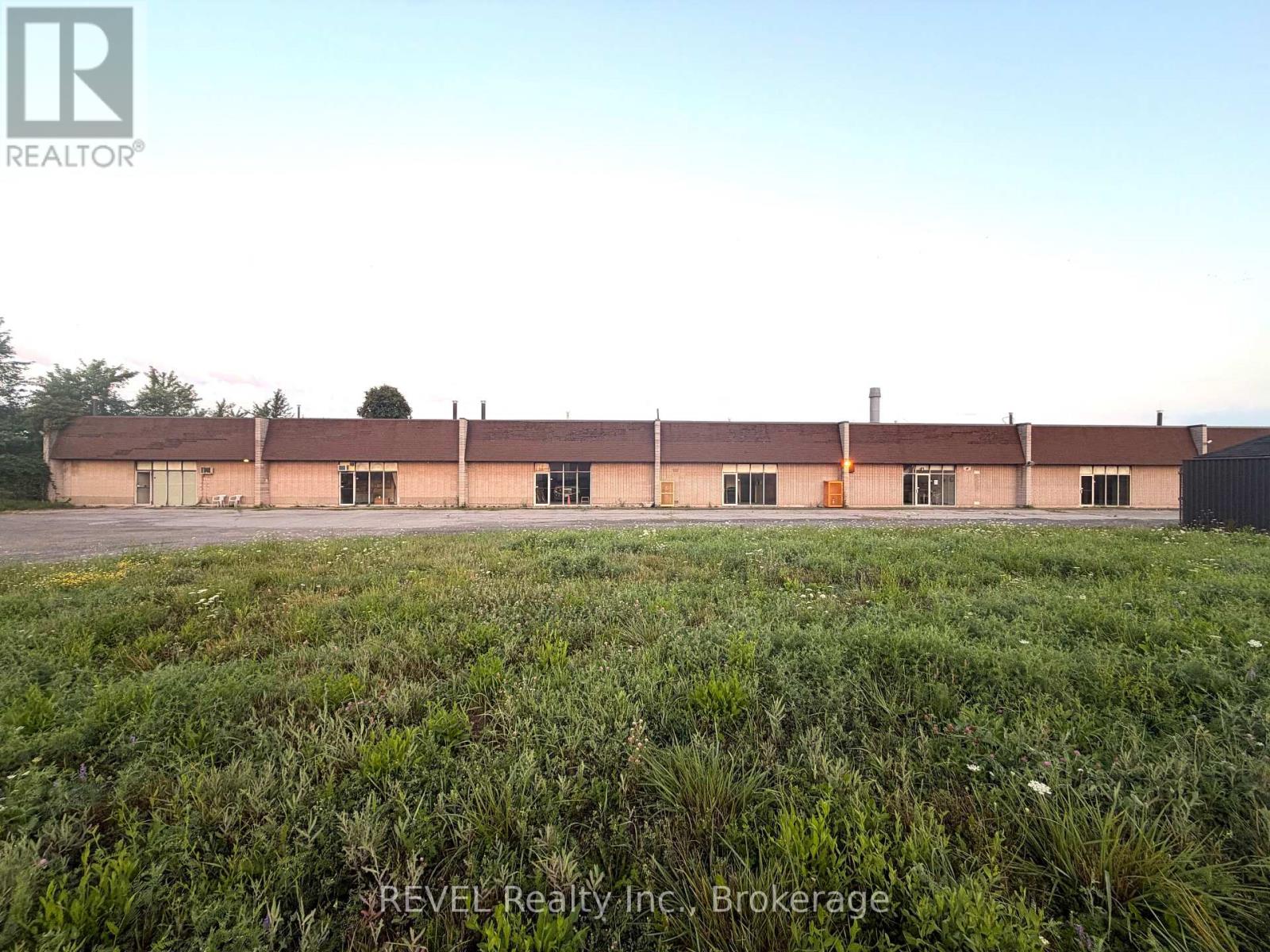 5680 Don Murie Street, Niagara Falls, Ontario  L2G 0C9 - Photo 4 - X13764186