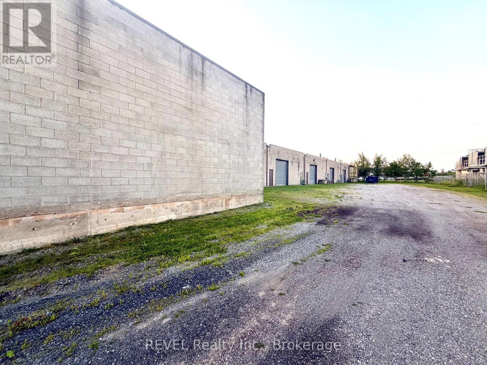 5680 Don Murie Street, Niagara Falls, Ontario  L2G 0C9 - Photo 8 - X13764186