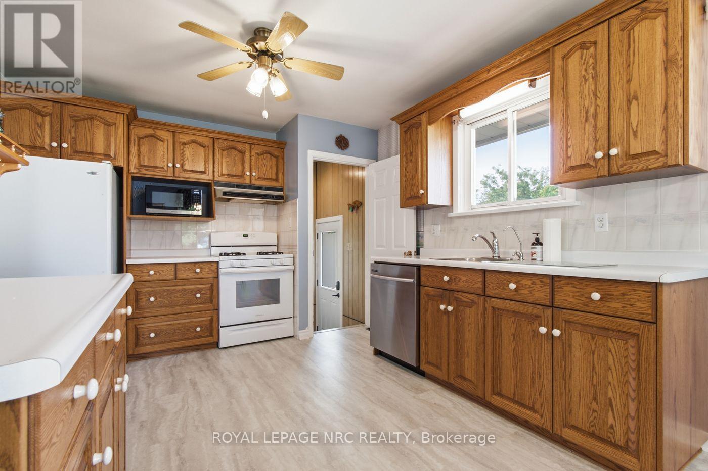 29 Erie Street, Welland, Ontario  L3B 5J6 - Photo 10 - X13764254