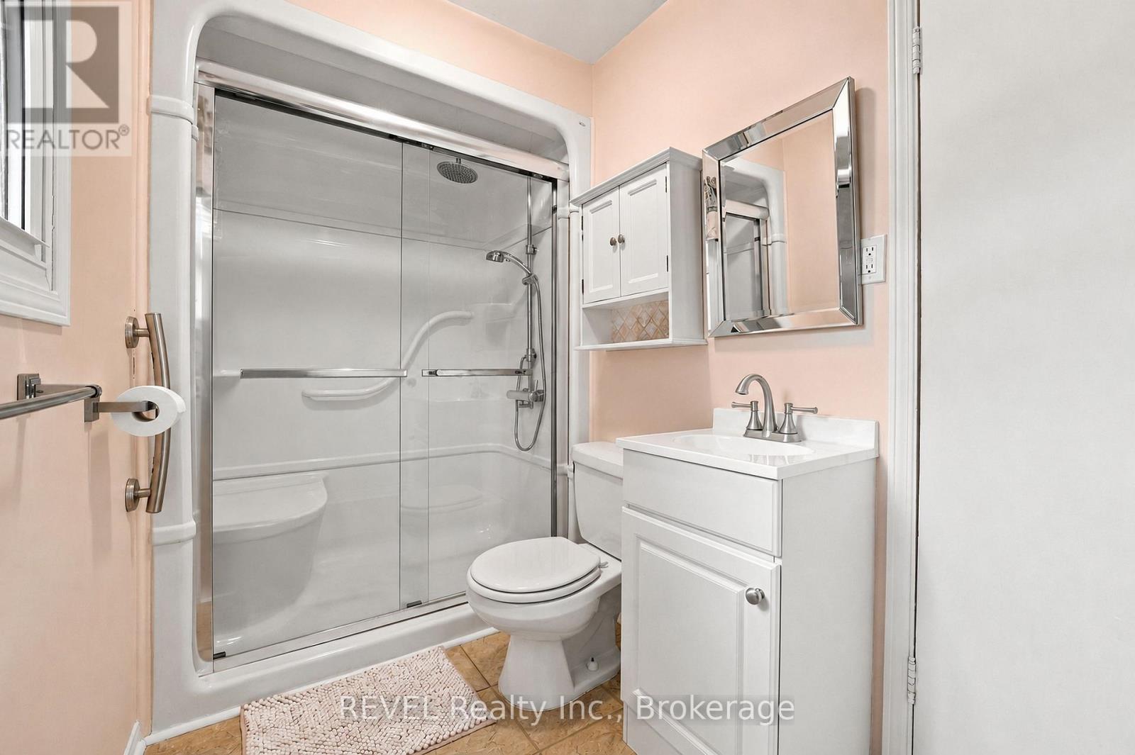 42 Wildwood Road, St. Catharines, Ontario  L2M 6Z8 - Photo 22 - X13764352