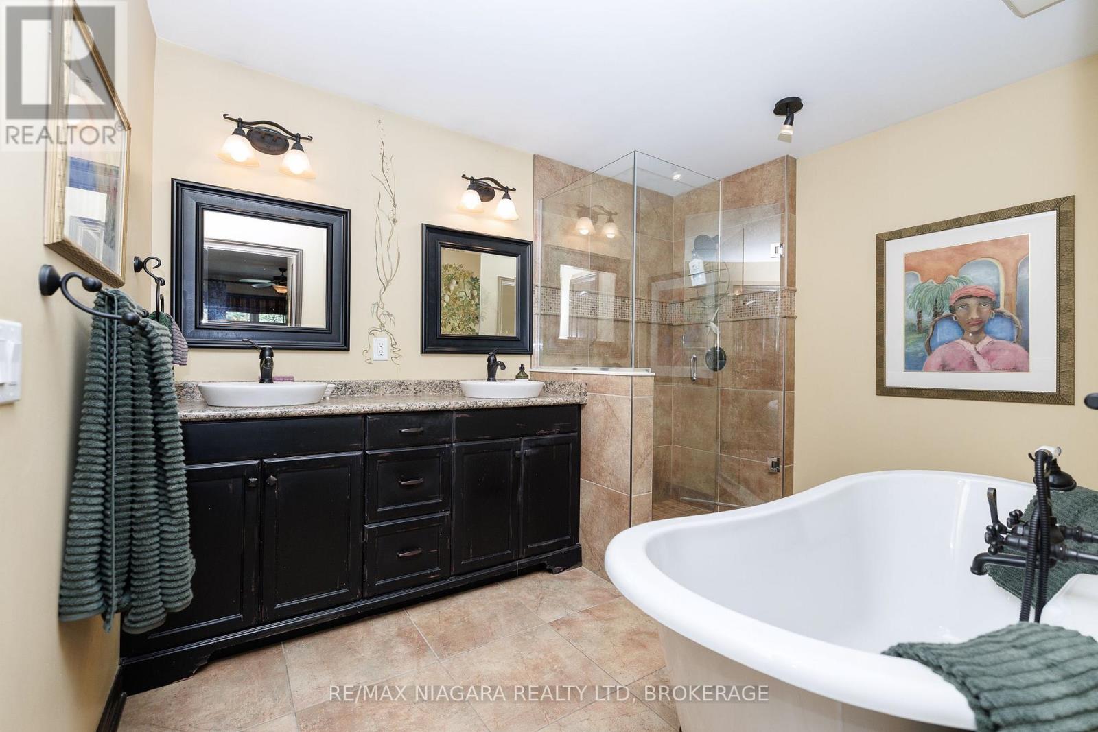 10 - 310 Ridge Road S, Fort Erie, Ontario  L0S 1N0 - Photo 20 - X13764704