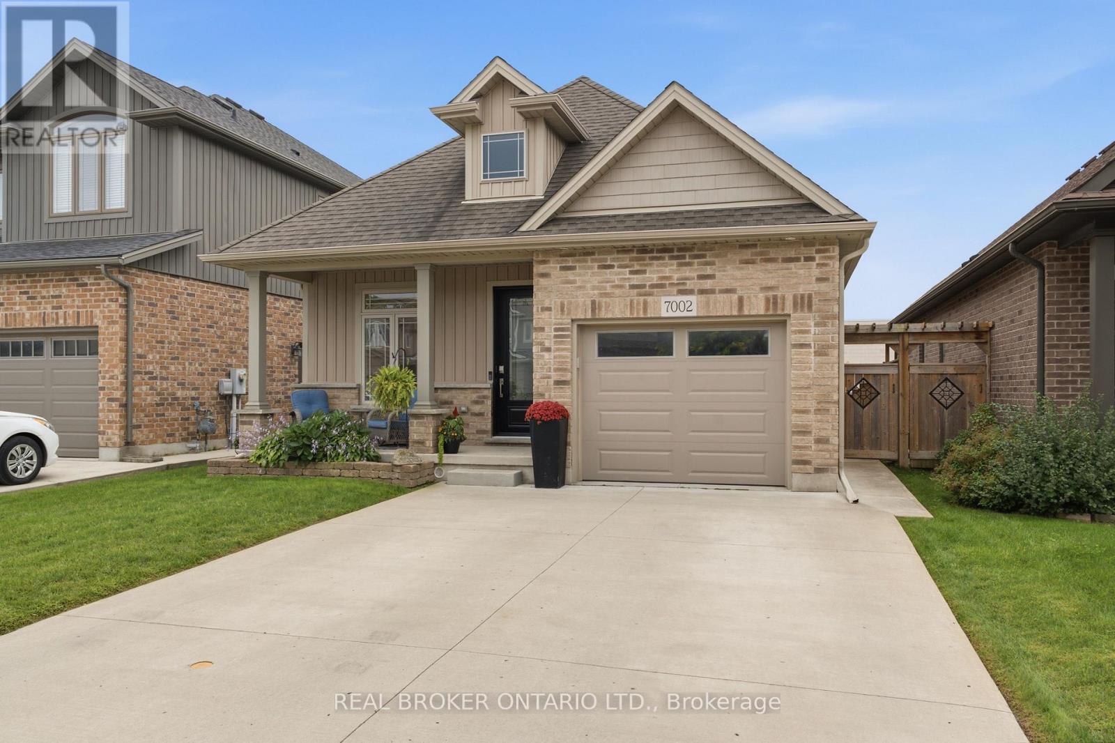 7002 OPTIMIST LANE, Niagara Falls, Ontario