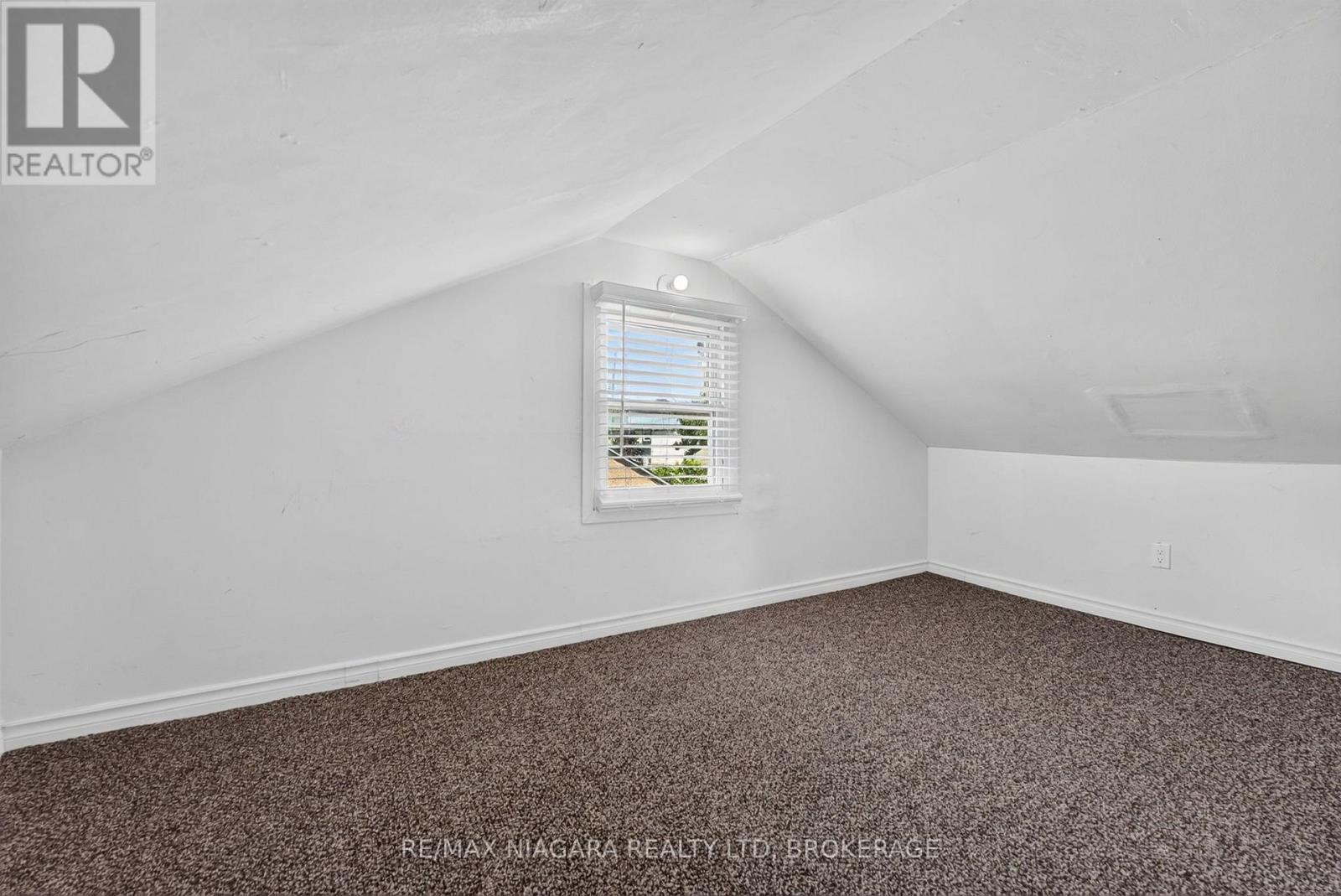 10 Churchill Avenue, Welland, Ontario  L3B 4Y5 - Photo 33 - X13765180