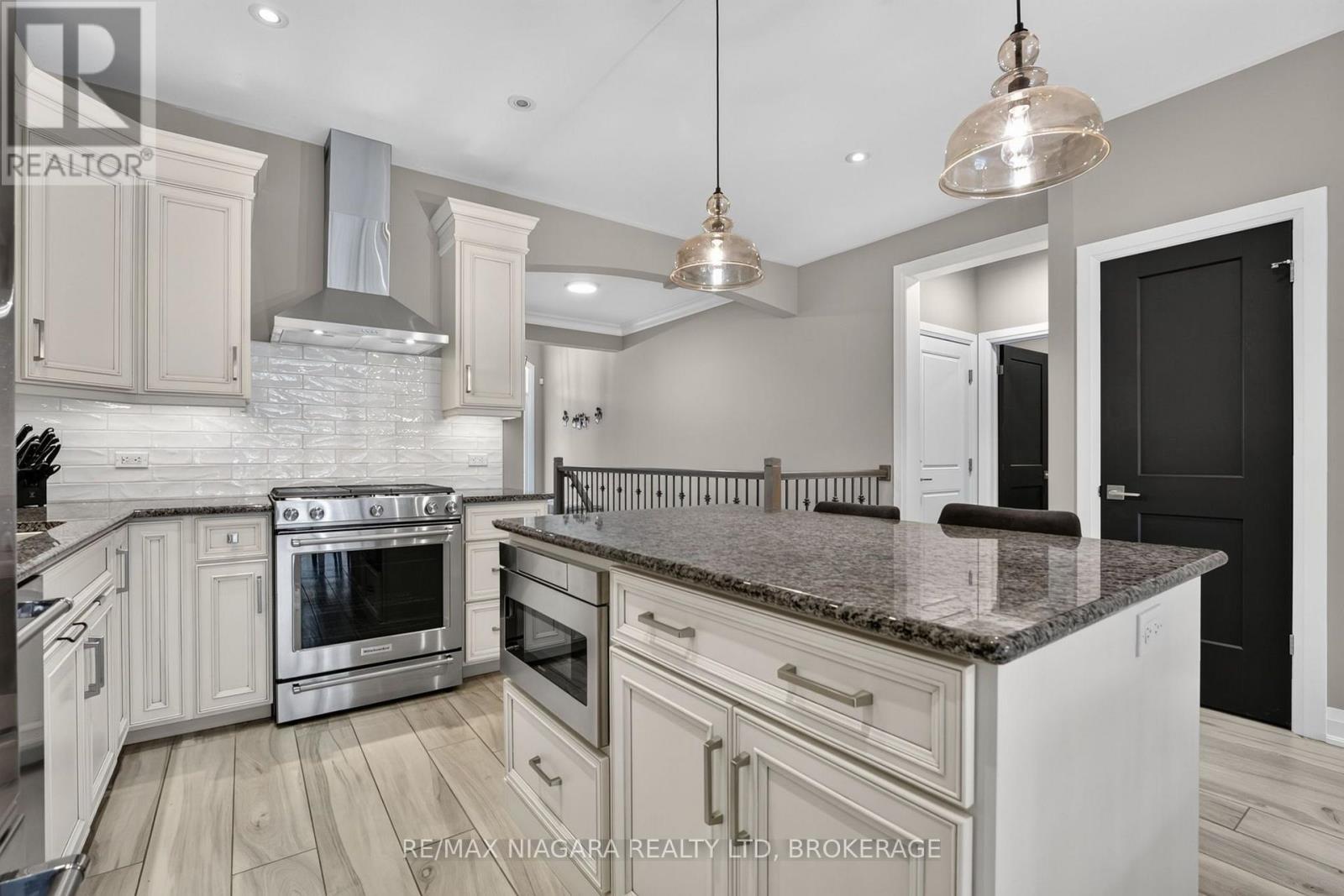 84 Ganton Trail, Welland, Ontario  L3B 0C9 - Photo 15 - X13765258