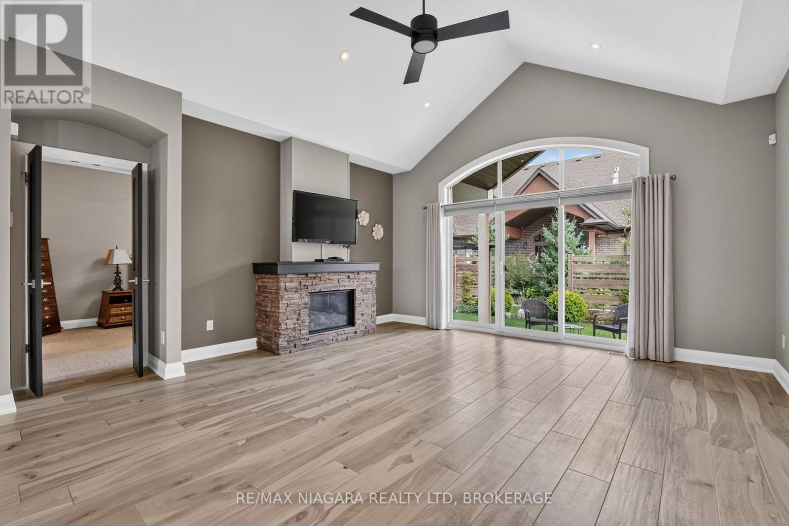 84 Ganton Trail, Welland, Ontario  L3B 0C9 - Photo 21 - X13765258