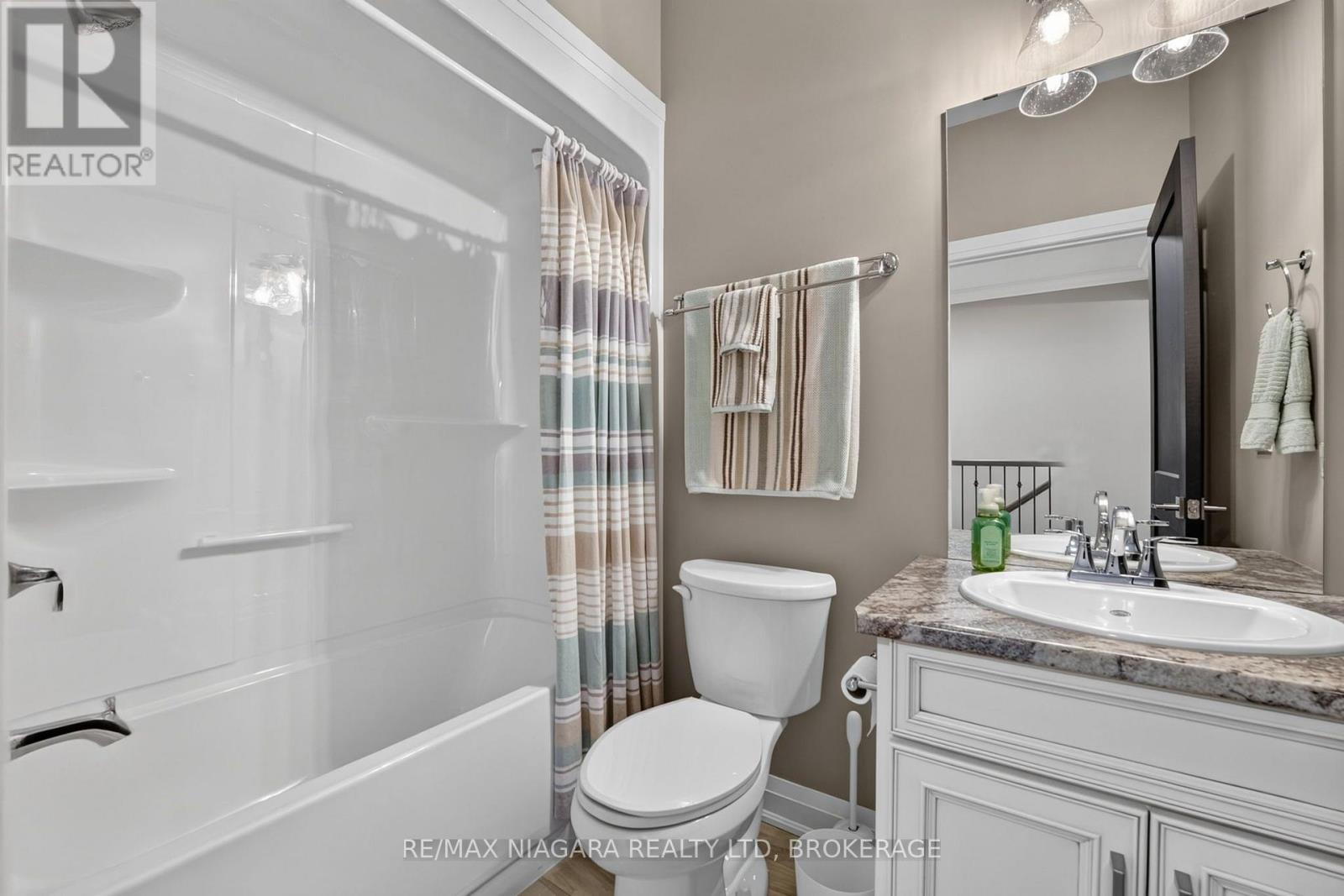 84 Ganton Trail, Welland, Ontario  L3B 0C9 - Photo 8 - X13765258