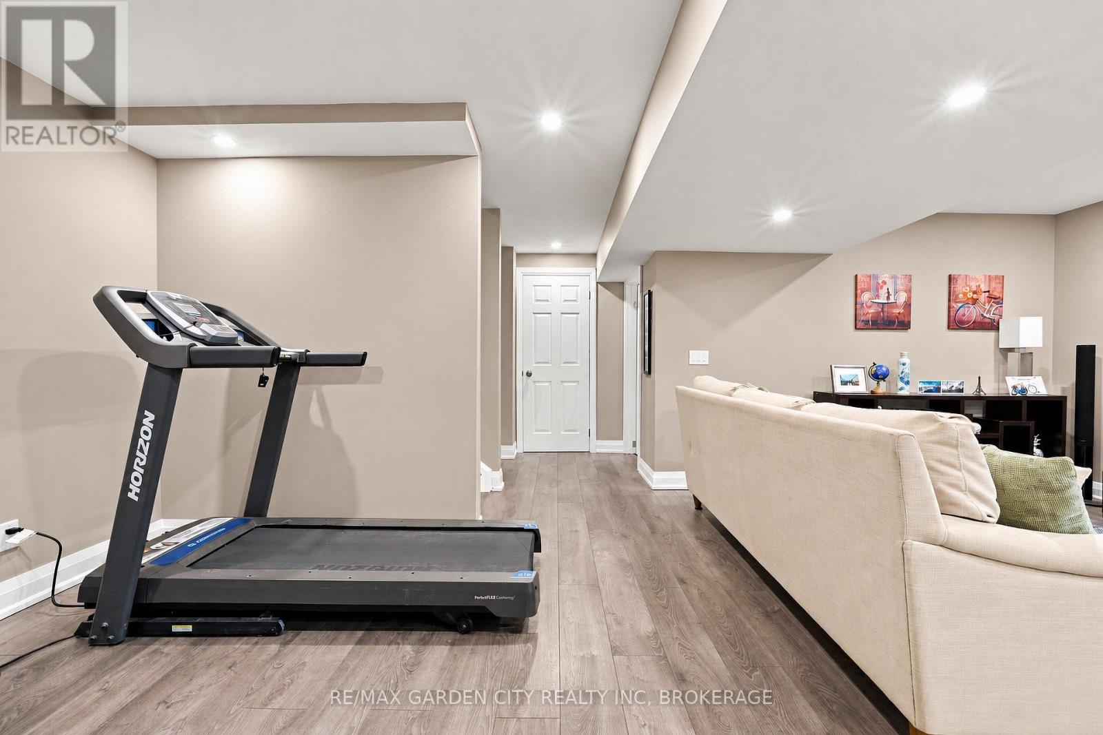 8377 Jeffrey Court, Niagara Falls, Ontario  L2H 0M9 - Photo 27 - X13766304