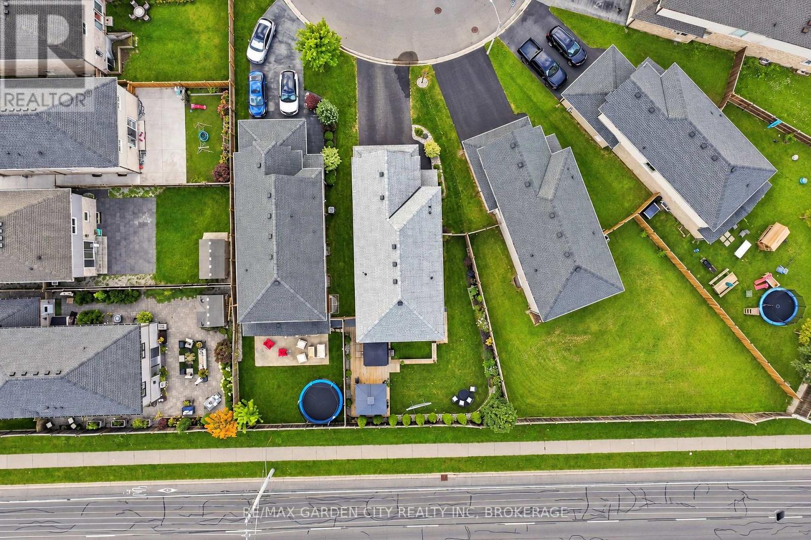8377 Jeffrey Court, Niagara Falls, Ontario  L2H 0M9 - Photo 35 - X13766304