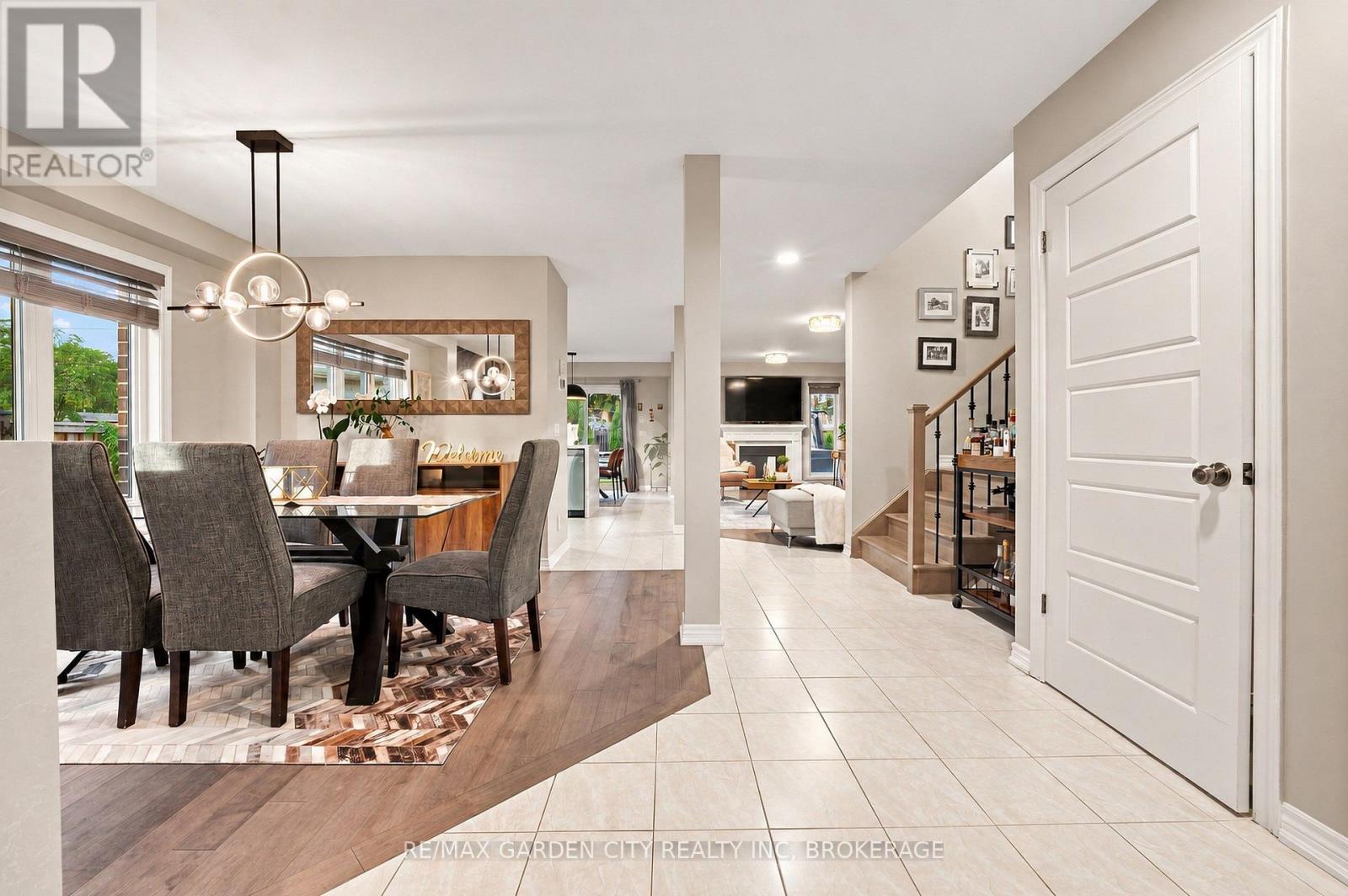 8377 Jeffrey Court, Niagara Falls, Ontario  L2H 0M9 - Photo 4 - X13766304