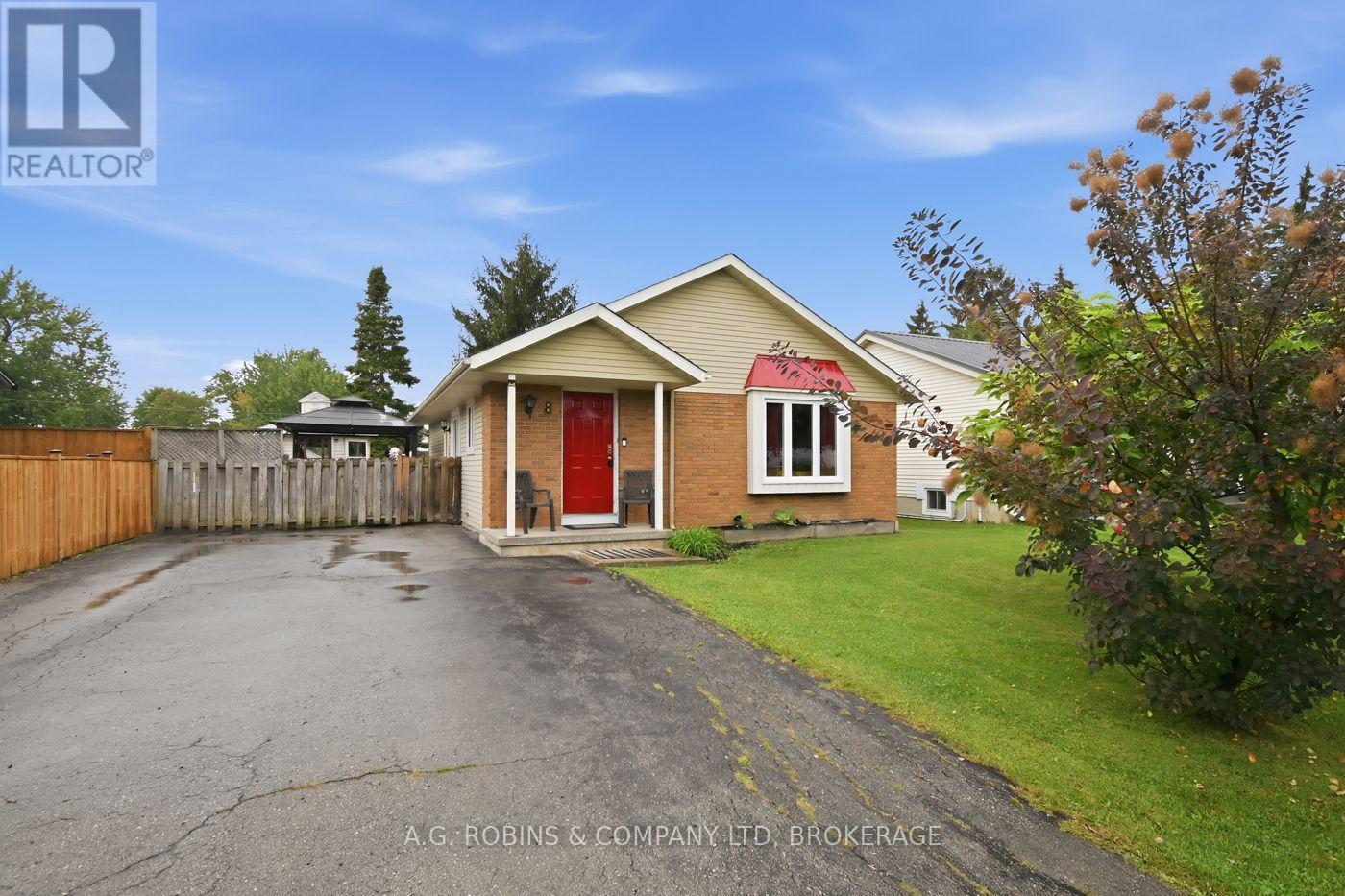 8 Abbott Lane, Haldimand, Ontario  N0A 1E0 - Photo 3 - X13766448