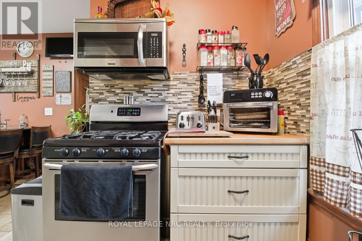 5981 Culp Street, Niagara Falls, Ontario  L2G 2B6 - Photo 11 - X13766660