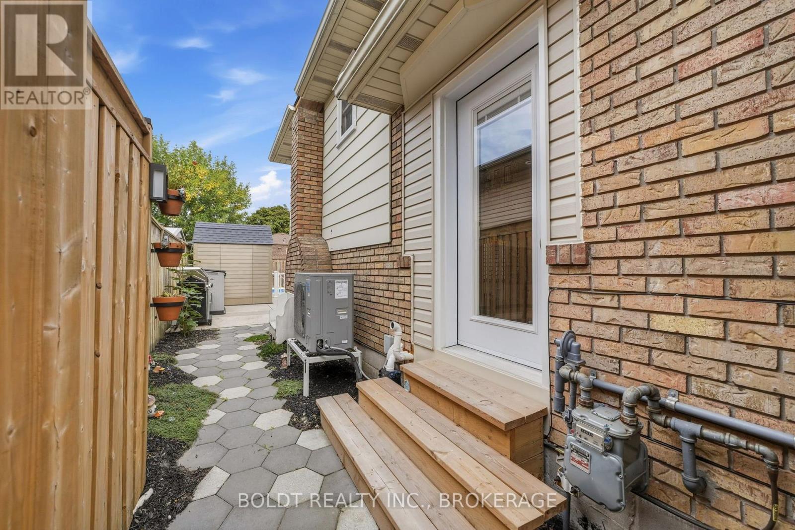 84 Allanbrook Street, Hamilton, Ontario  L8J 1R1 - Photo 47 - X13767056