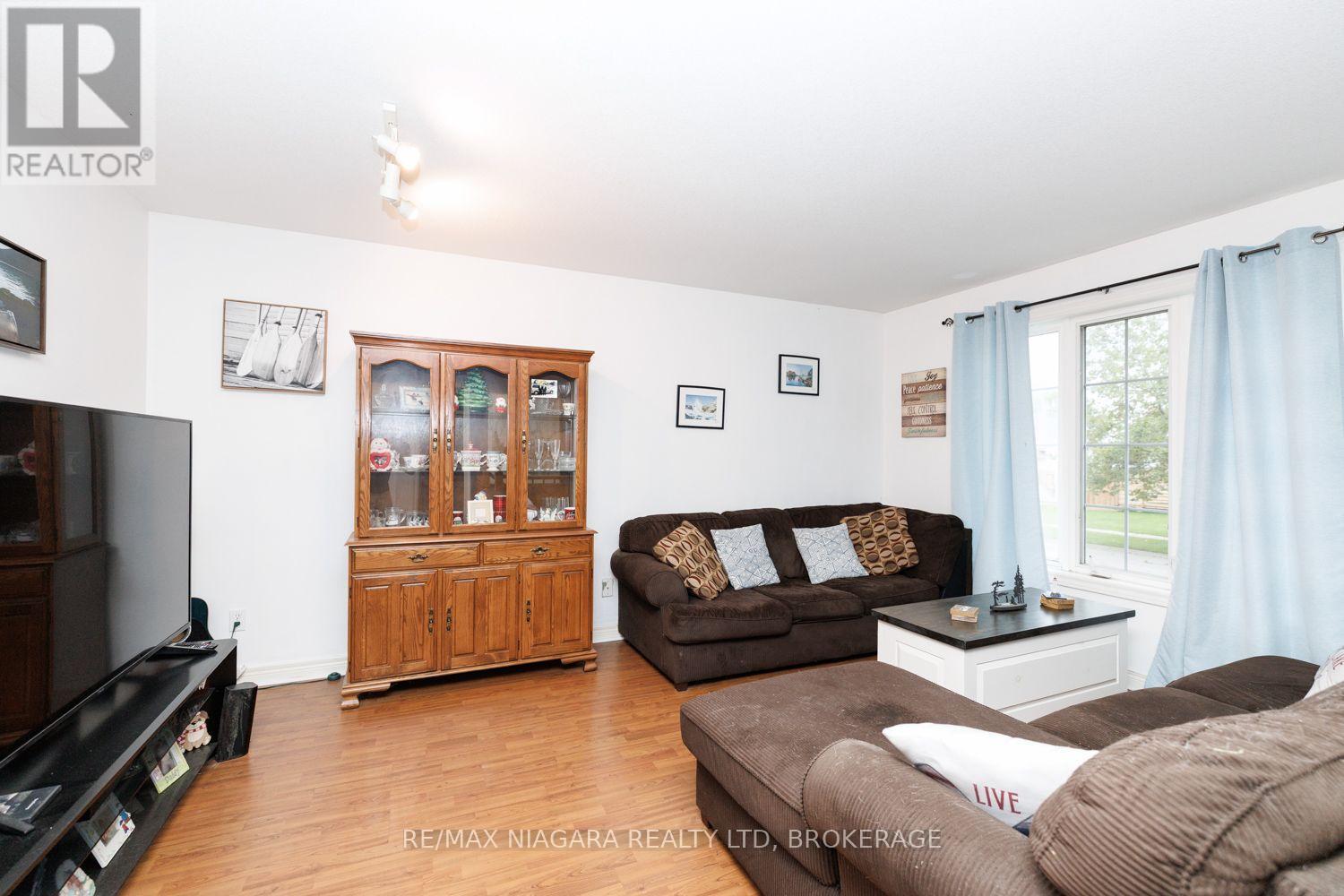 3626 Hill Street, Fort Erie, Ontario  L0S 1S0 - Photo 6 - X13767352