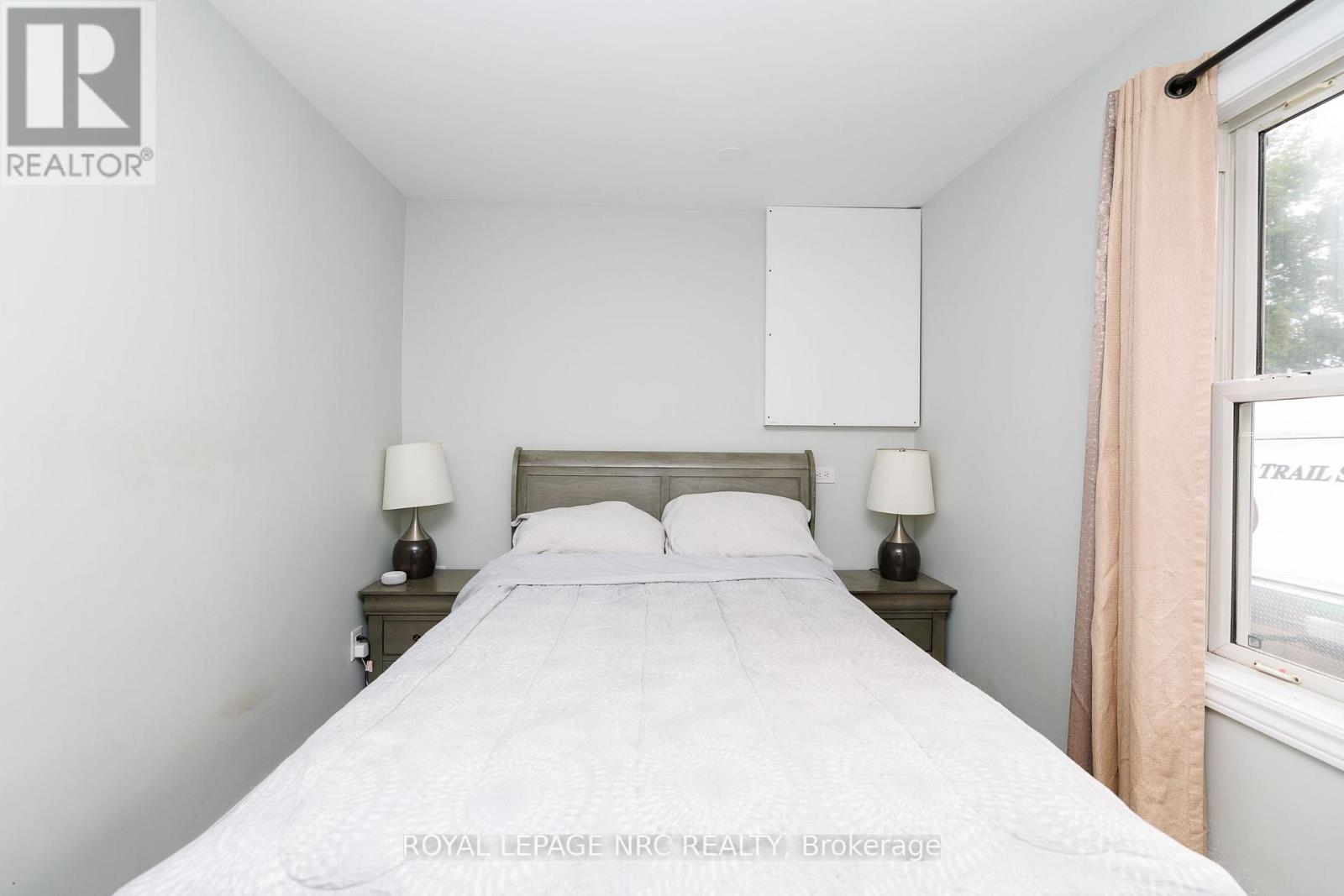 68 Carlton Street, St. Catharines, Ontario  L2R 1P8 - Photo 13 - X13767630
