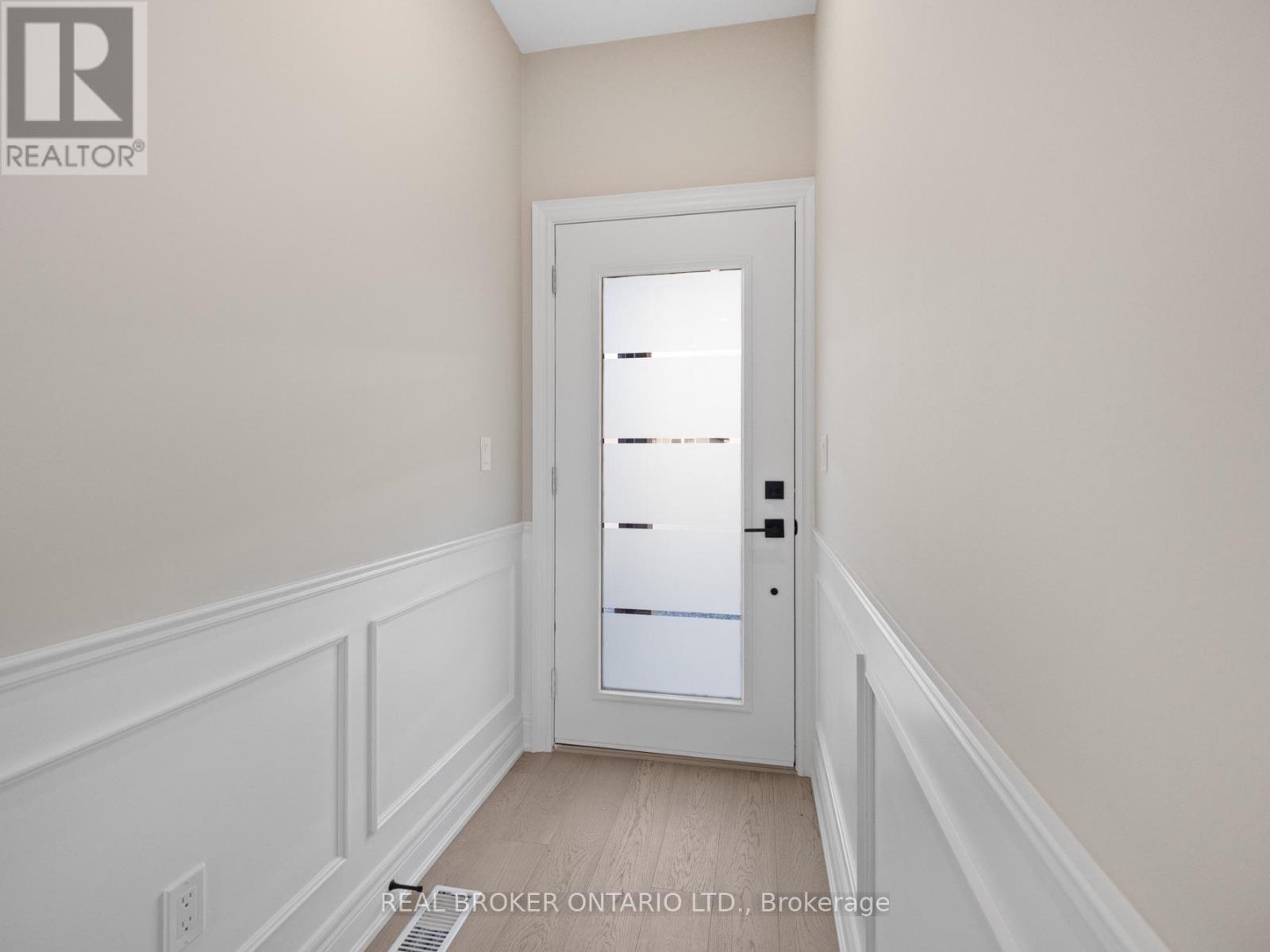26 Austin Drive, Welland, Ontario  L3C 0J8 - Photo 5 - X13768248
