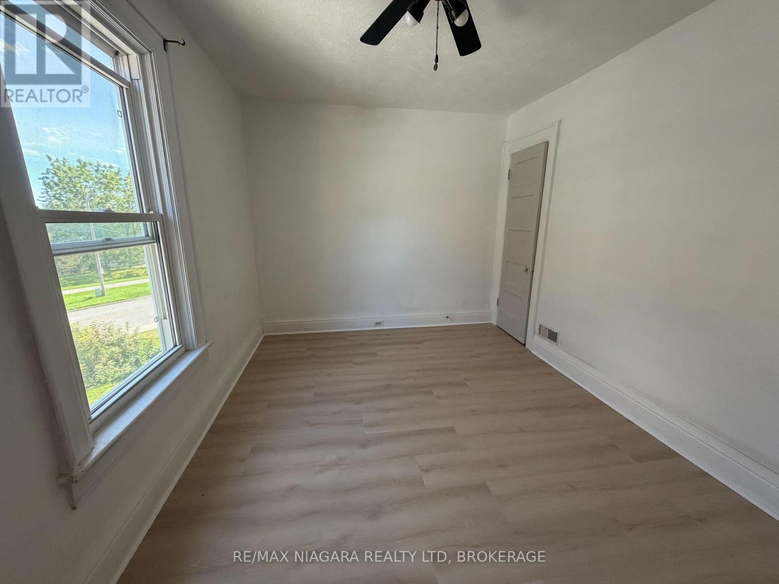 4712 Cookman Crescent, Niagara Falls, Ontario  L2E 1C2 - Photo 12 - X13768654