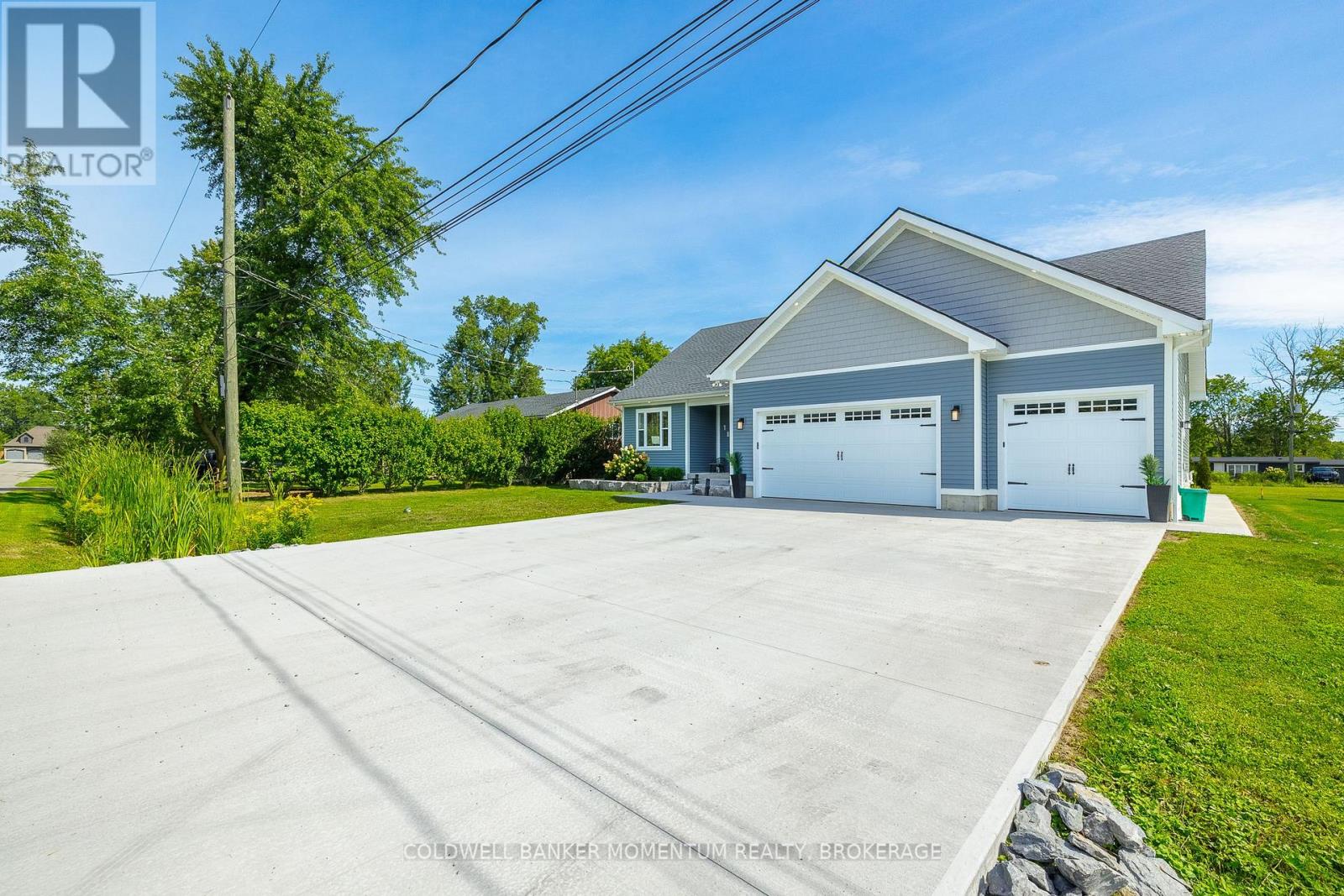 104 Neva Road, Fort Erie, Ontario  L0S 1N0 - Photo 3 - X13768836