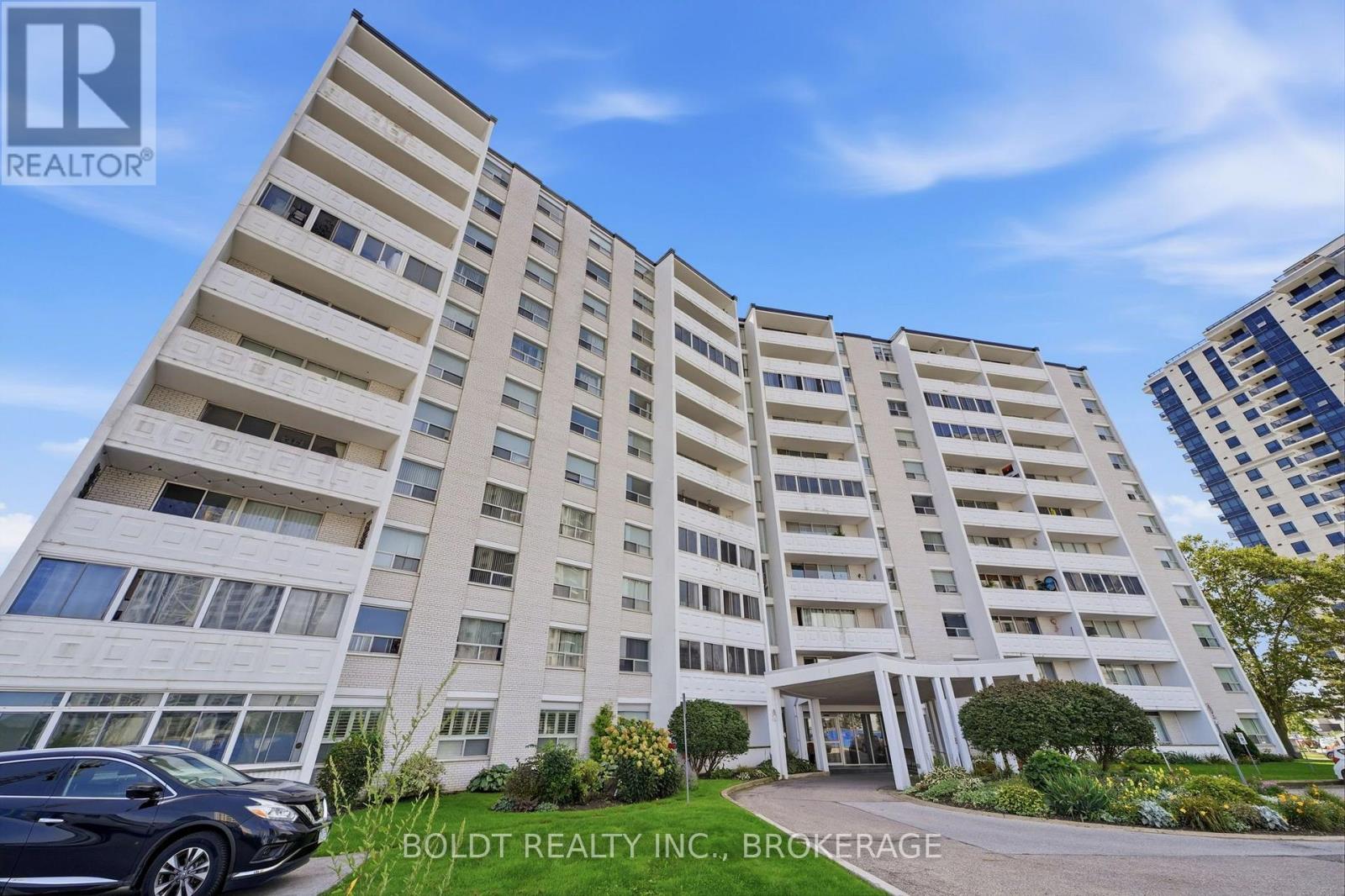 1008 - 35 Towering Heights Boulevard, St. Catharines, Ontario  L2T 3G8 - Photo 4 - X13768920