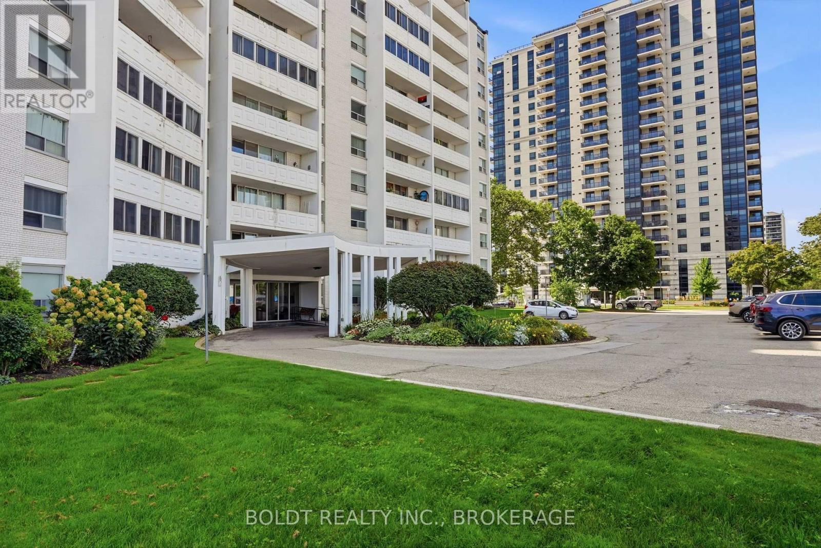 1008 - 35 Towering Heights Boulevard, St. Catharines, Ontario  L2T 3G8 - Photo 5 - X13768920