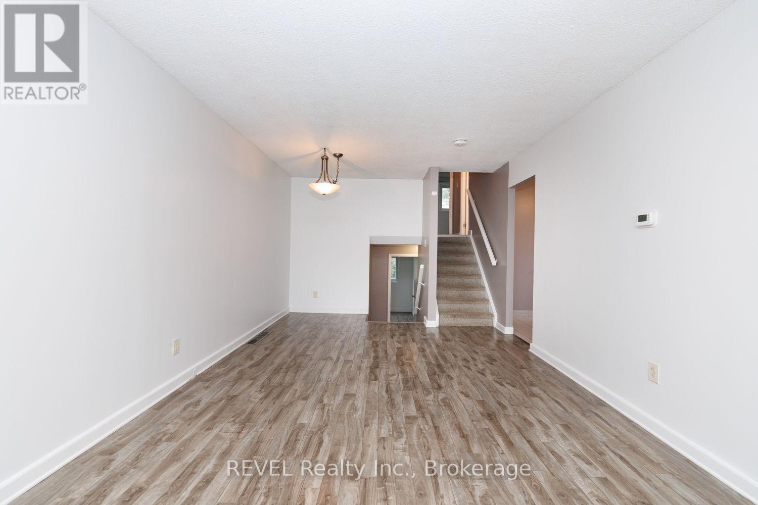 97 Tupper Drive, Thorold, Ontario  L2V 4C9 - Photo 12 - X13769172