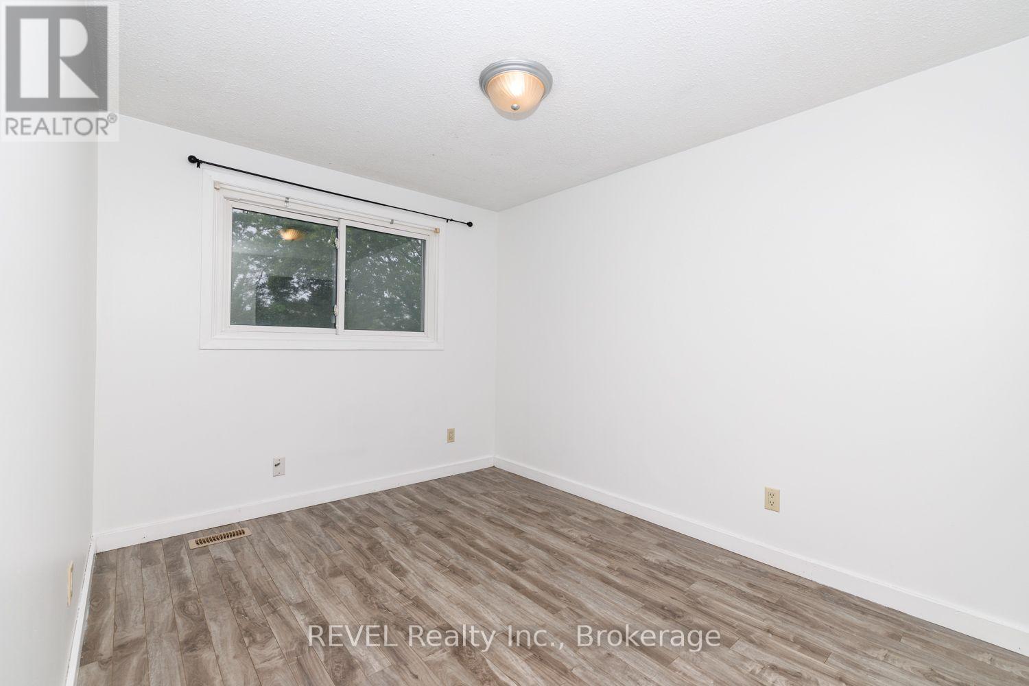 97 Tupper Drive, Thorold, Ontario  L2V 4C9 - Photo 14 - X13769172