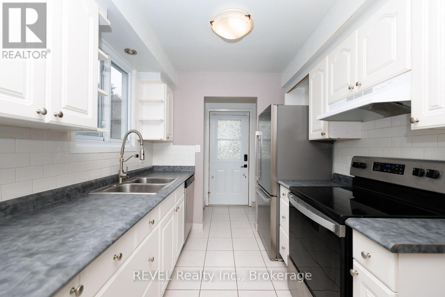 97 Tupper Drive, Thorold, Ontario  L2V 4C9 - Photo 8 - X13769172