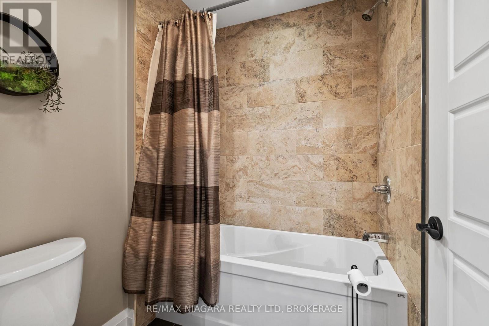 303 Main Street E, Grimsby, Ontario  L3M 1P8 - Photo 25 - X13769188