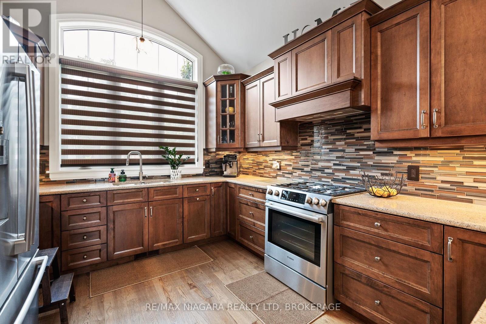 303 Main Street E, Grimsby, Ontario  L3M 1P8 - Photo 8 - X13769188