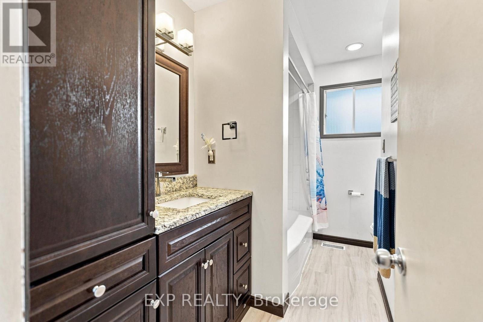 14 Apple Court, Welland, Ontario  L3C 6B7 - Photo 34 - X13769424