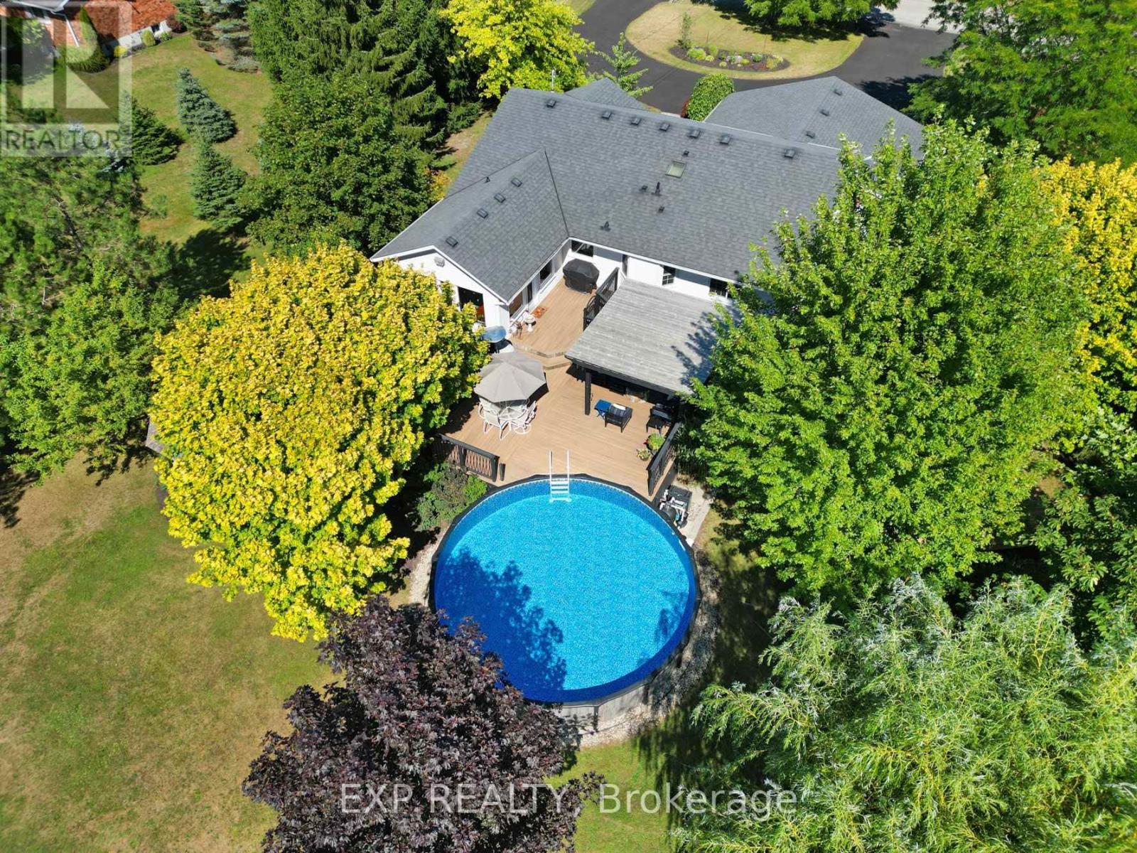 915 Burleigh Road N, Fort Erie, Ontario  L0S 1N0 - Photo 4 - X13769476