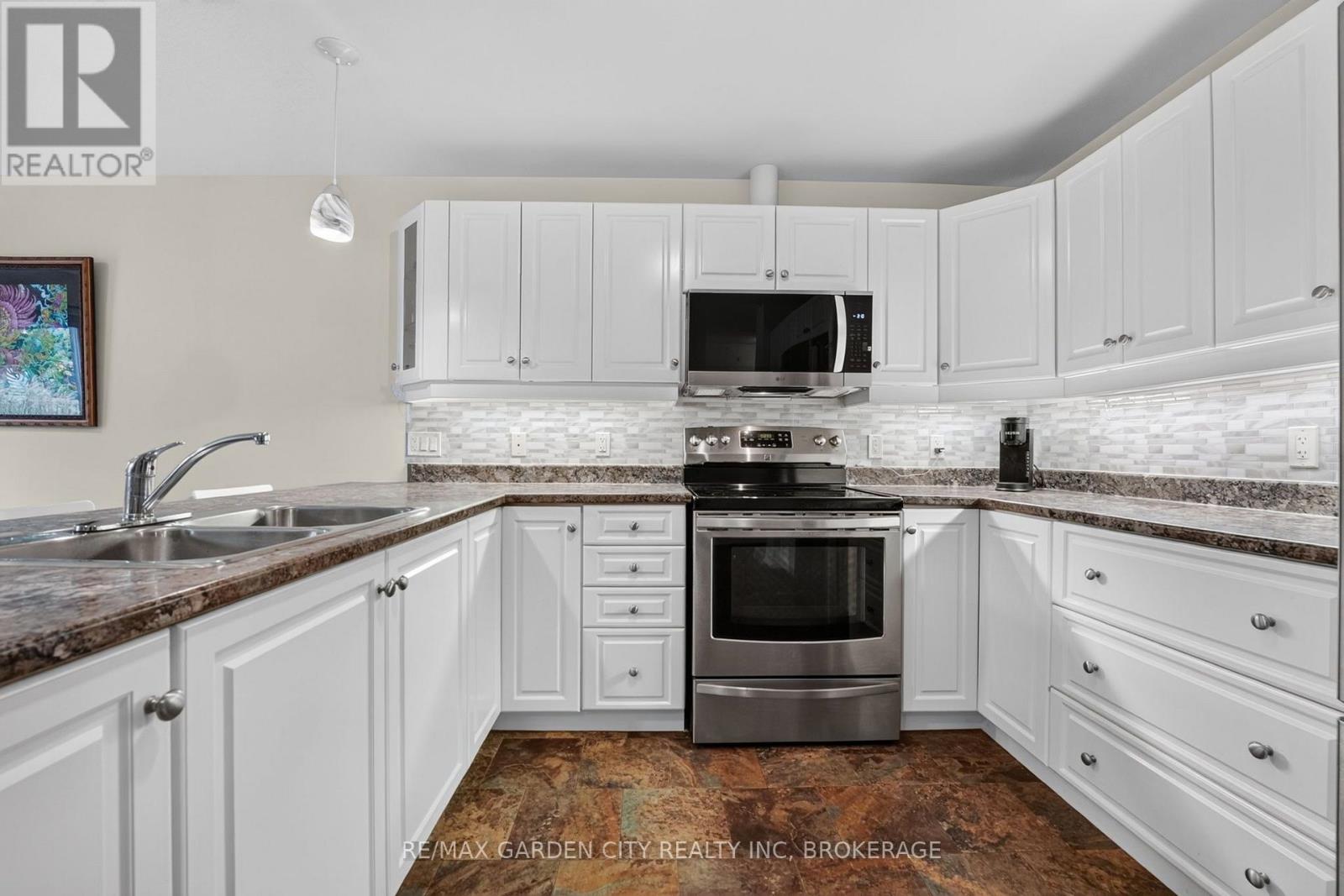 3973 Sunset Lane, Lincoln, Ontario  L0R 2C0 - Photo 10 - X13769586