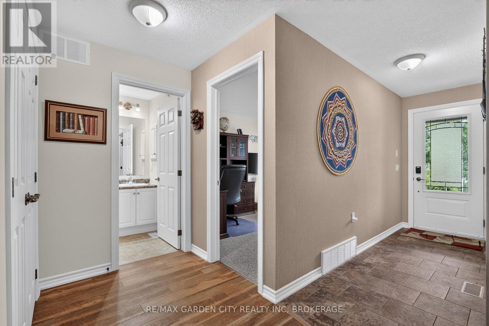 3973 Sunset Lane, Lincoln, Ontario  L0R 2C0 - Photo 17 - X13769586