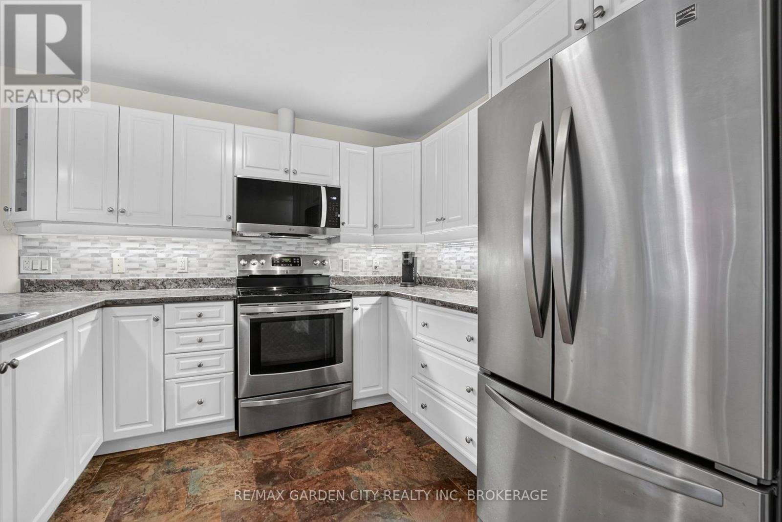 3973 Sunset Lane, Lincoln, Ontario  L0R 2C0 - Photo 8 - X13769586