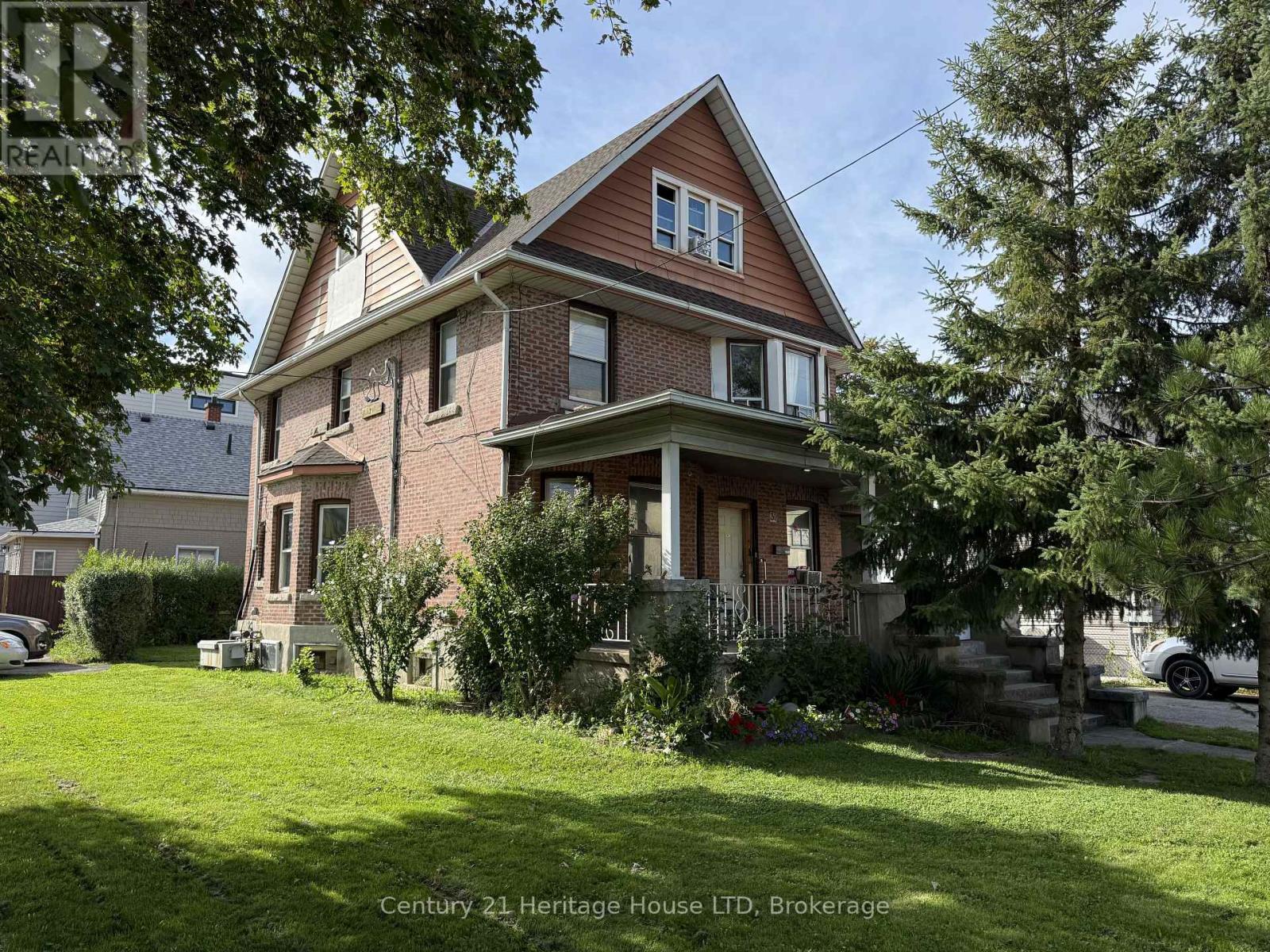 31 PINE STREET N, Thorold, Ontario