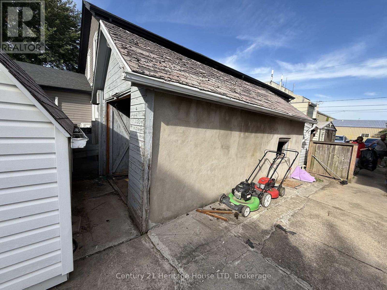 31 Pine Street N, Thorold, Ontario  L2V 2P1 - Photo 10 - X13769760