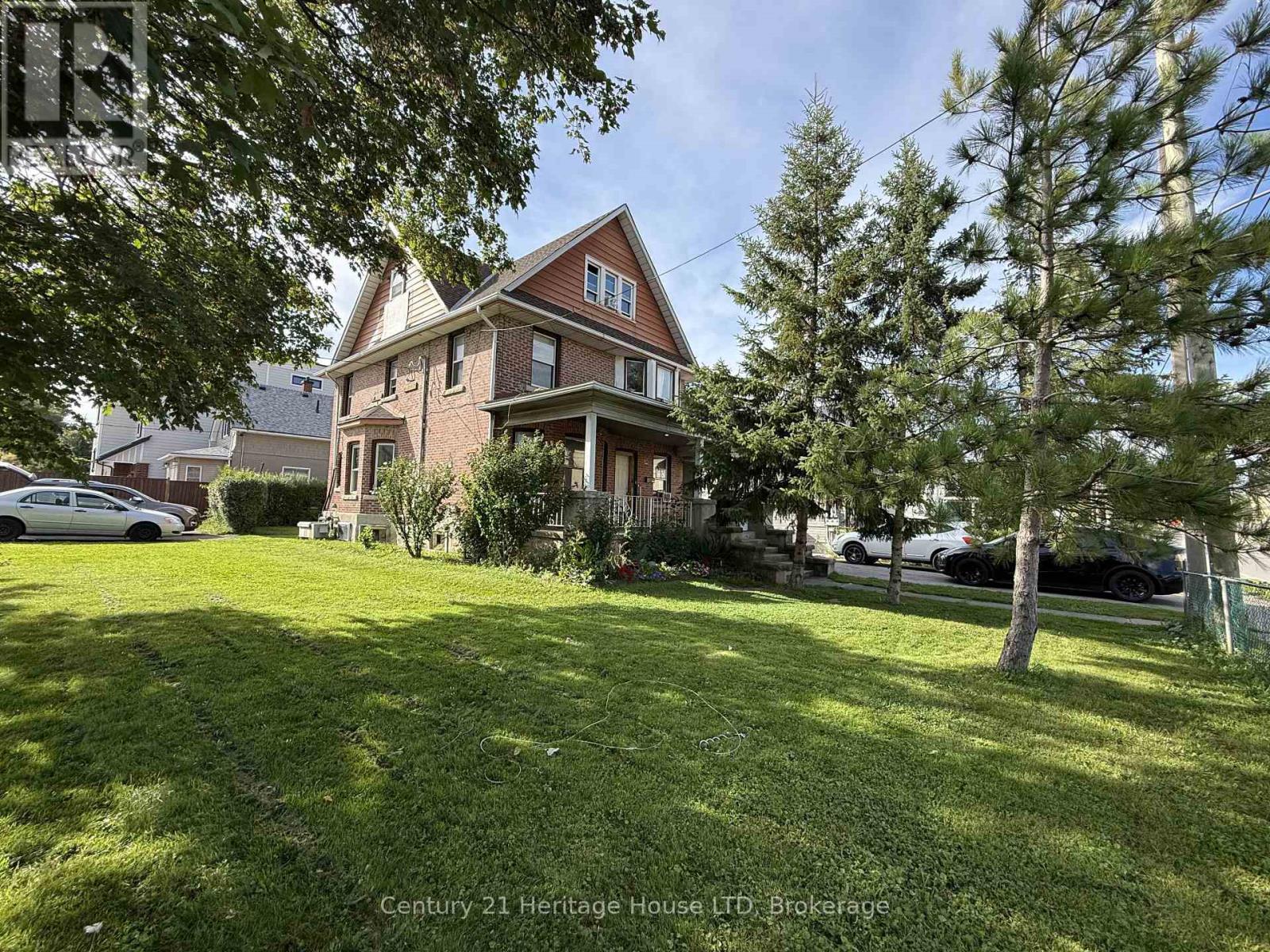 31 Pine Street N, Thorold, Ontario  L2V 2P1 - Photo 8 - X13769760