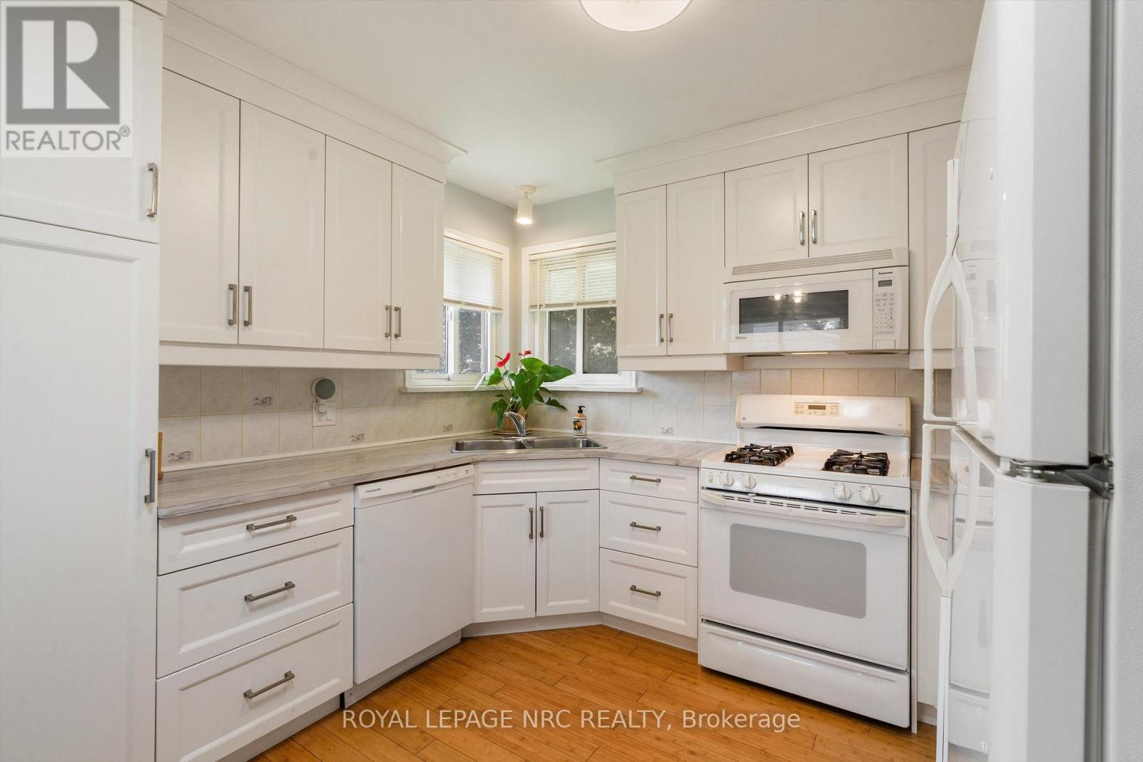 476 Vine Street, St. Catharines, Ontario  L2M 3T1 - Photo 6 - X13769894
