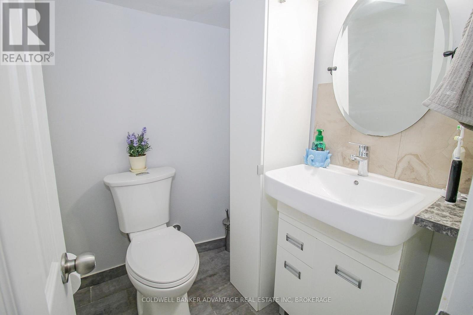 13 Alberta Street, Welland, Ontario  L3B 2V6 - Photo 14 - X13769924