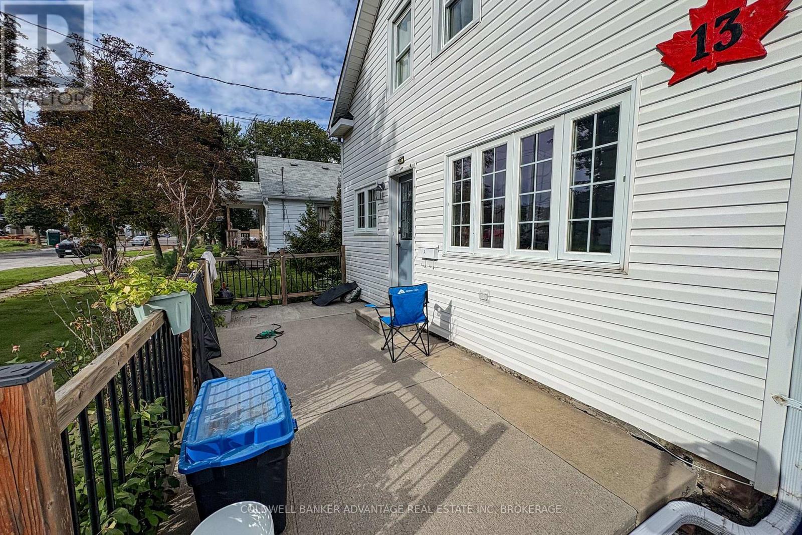 13 Alberta Street, Welland, Ontario  L3B 2V6 - Photo 2 - X13769924